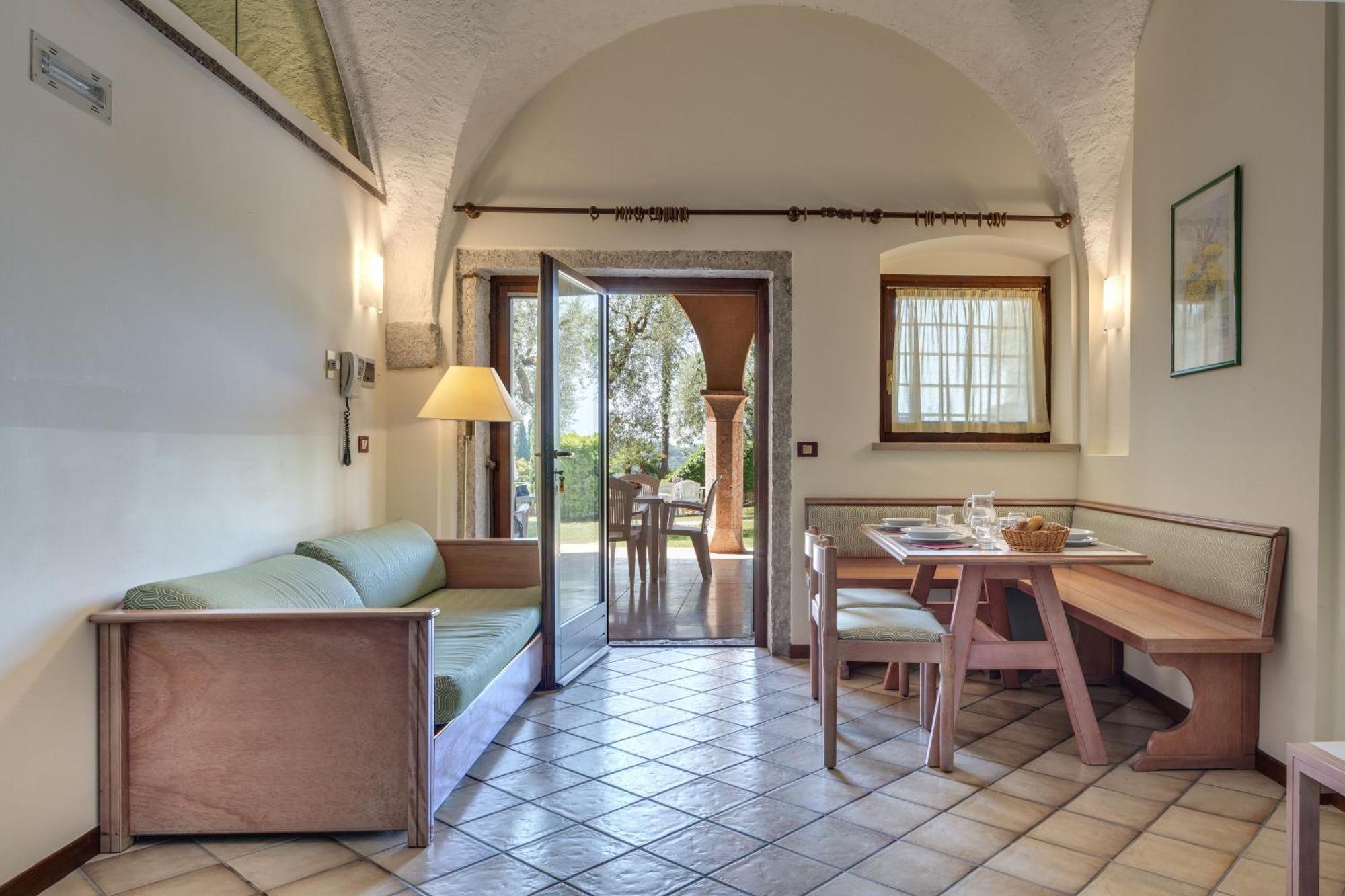 Residence La Filanda กอสเตร์มาโน ภายนอก รูปภาพ