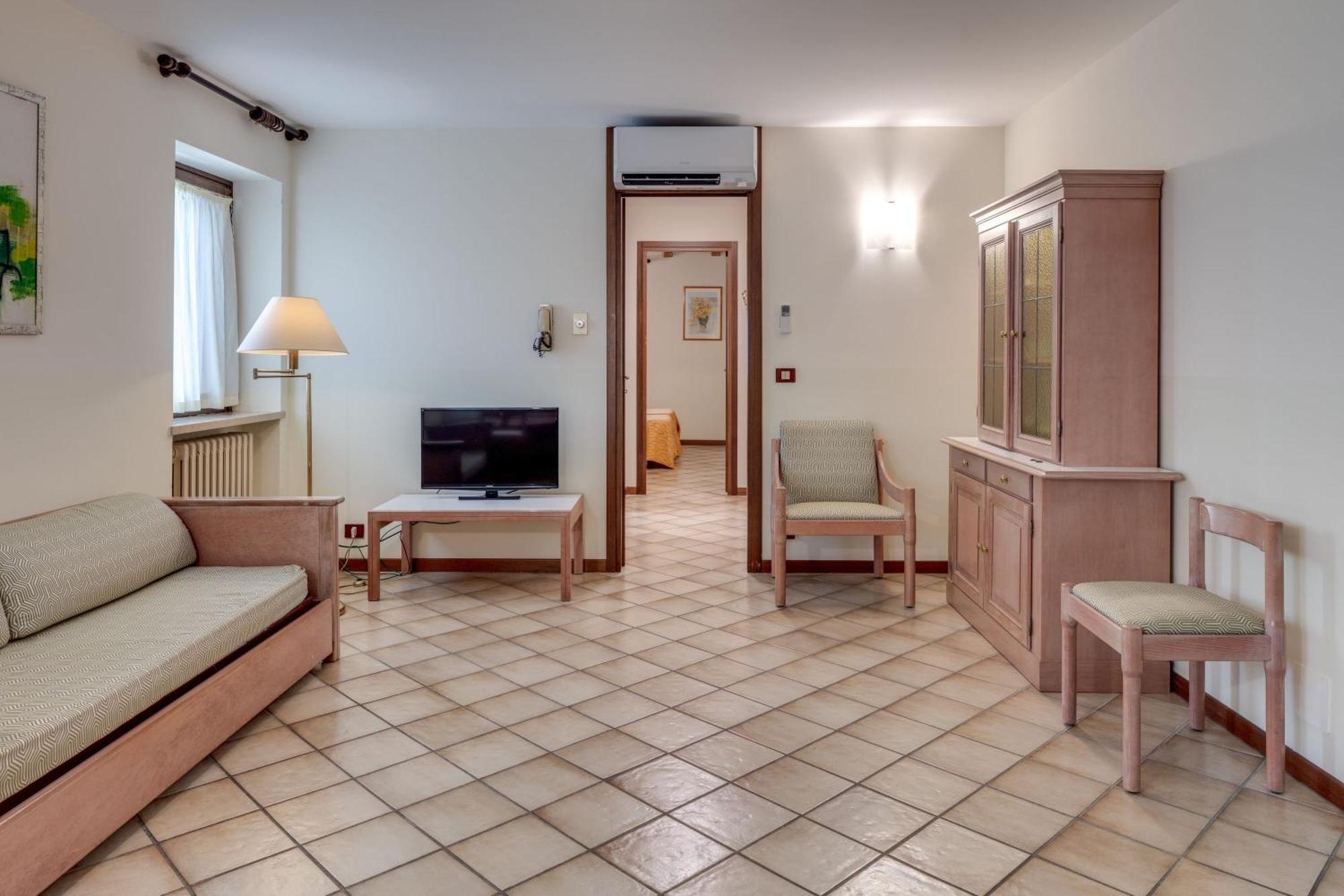 Residence La Filanda กอสเตร์มาโน ภายนอก รูปภาพ