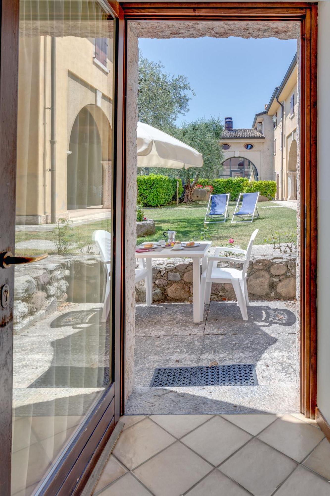 Residence La Filanda กอสเตร์มาโน ภายนอก รูปภาพ